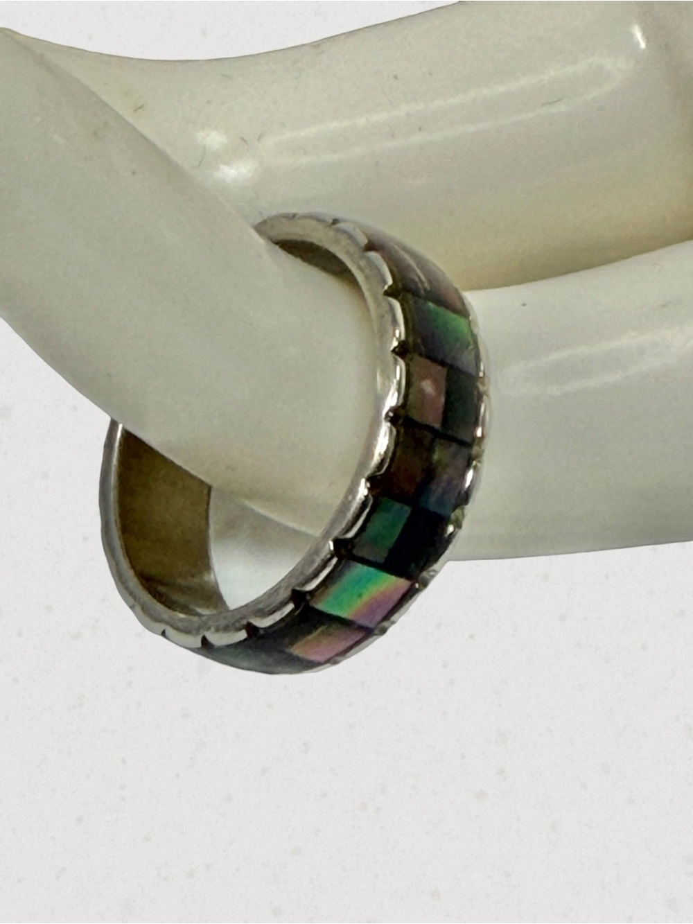 Mother Of Pearl Abalone Men’s Woman’s Band Blue Green Gold Silver Tone Size 6.5